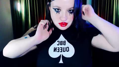 Snapshot of lola_chi chatting on 11/30/25, 10:03 Lola Chi online show from 11/30/25, 10:03