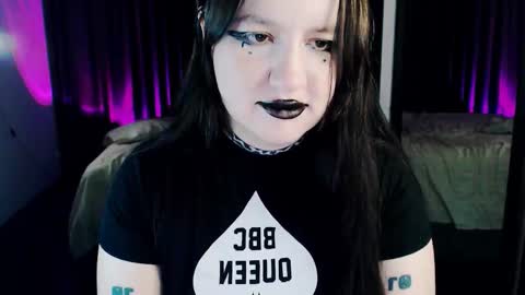 Lola Chi online show from 12/22/25, 06:32