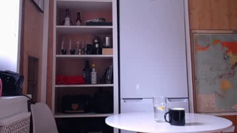 Lola online show from 03/06/26, 12:01