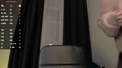 Lola online show from 01/30/25, 05:52