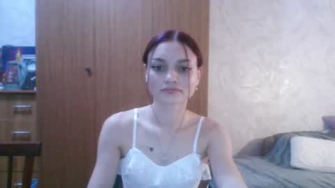 lola_sweetglow online show from 06/25/26, 07:51