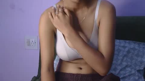 lolaa online show from 03/16/26, 05:24