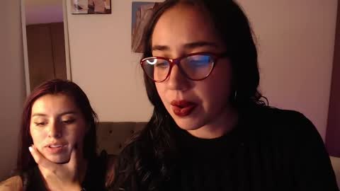 lolaandcamille online show from 02/26/25, 08:00