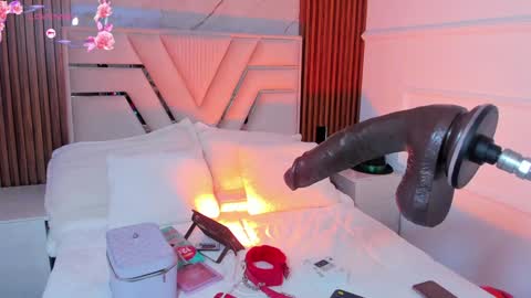 Lola Angel online show from 01/30/25, 08:21