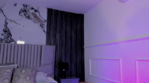 Lola Angel online show from 05/15/26, 11:34