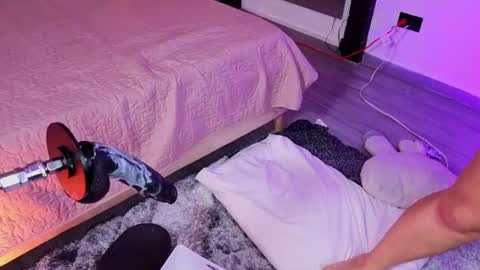 Snapshot of lolaangellx chatting on 07/14/26, 02:05 Lola Angel online show from 07/14/26, 02:05