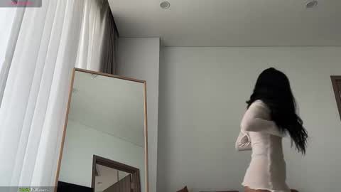 Snapshot of lolaap0pp chatting on 10/01/25, 03:12 Lola online show from 10/01/25, 03:12