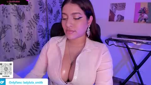 Snapshot of lolaasmith_21 chatting on 03/07/25, 03:51 lolaasmith_21 online show from 03/07/25, 03:51