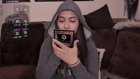 Snapshot of lolaasmith_21 chatting on 12/14/25, 12:32 lolaasmith_21 online show from 12/14/25, 12:32