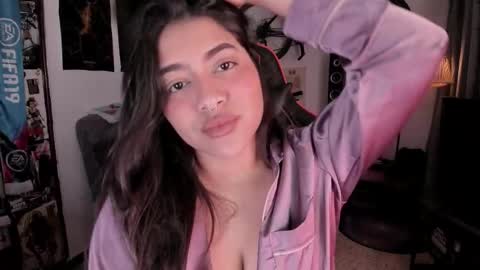 Snapshot of lolaasmith_21 chatting on 01/15/26, 04:28 lolaasmith_21 online show from 01/15/26, 04:28