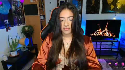 lolaasmith_21 online show from 05/04/26, 07:43