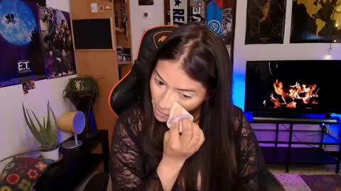 lolaasmith_21 online show from 05/08/26, 06:24