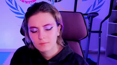 Snapshot of lolaasmus chatting on 12/15/24, 11:23 I consider myself the god Loki but life just calls me LOL online show from 12/15/24, 11:23