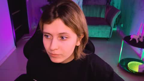 Snapshot of lolaasmus chatting on 12/25/24, 09:13 I consider myself the god Loki but life just calls me LOL online show from 12/25/24, 09:13