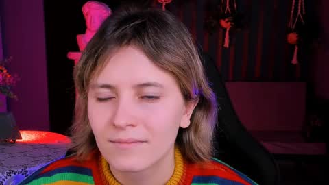 Snapshot of lolaasmus chatting on 01/14/25, 11:31 I consider myself the god Loki but life just calls me LOL online show from 01/14/25, 11:31