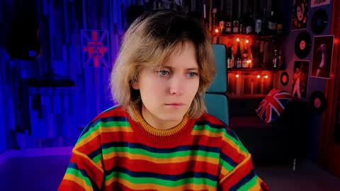 Snapshot of lolaasmus chatting on 01/17/25, 05:00 I consider myself the god Loki but life just calls me LOL online show from 01/17/25, 05:00