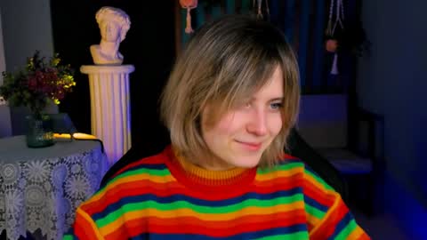 Snapshot of lolaasmus chatting on 01/21/25, 06:11 I consider myself the god Loki but life just calls me LOL online show from 01/21/25, 06:11