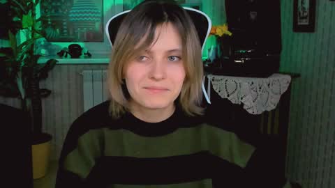 Snapshot of lolaasmus chatting on 01/24/25, 11:15 I consider myself the god Loki but life just calls me LOL online show from 01/24/25, 11:15