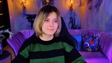 Snapshot of lolaasmus chatting on 01/29/25, 08:29 I consider myself the god Loki but life just calls me LOL online show from 01/29/25, 08:29