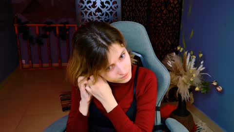 Snapshot of lolaasmus chatting on 02/06/25, 01:10 I consider myself the god Loki but life just calls me LOL online show from 02/06/25, 01:10