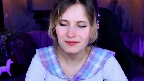 Snapshot of lolaasmus chatting on 02/15/25, 02:22 I consider myself the god Loki but life just calls me LOL online show from 02/15/25, 02:22