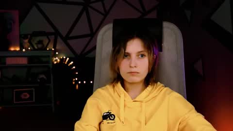 Snapshot of lolaasmus chatting on 02/28/25, 02:20 I consider myself the god Loki but life just calls me LOL online show from 02/28/25, 02:20