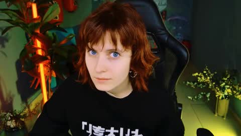 Snapshot of lolaasmus chatting on 03/10/25, 09:10 I consider myself the god Loki but life just calls me LOL online show from 03/10/25, 09:10