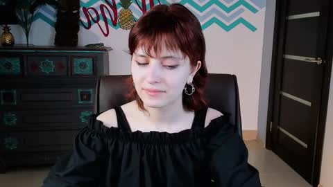 Snapshot of lolaasmus chatting on 03/11/25, 11:44 I consider myself the god Loki but life just calls me LOL online show from 03/11/25, 11:44