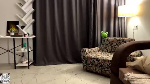 lolaatatee online show from 06/30/26, 07:04