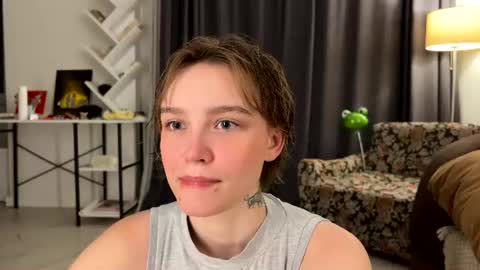 lolaatatee online show from 07/23/26, 06:17