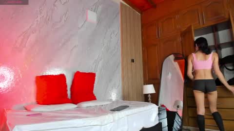 LolaBby1 online show from 04/10/26, 08:24