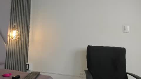 lolabunnysc online show from 06/10/26, 12:15