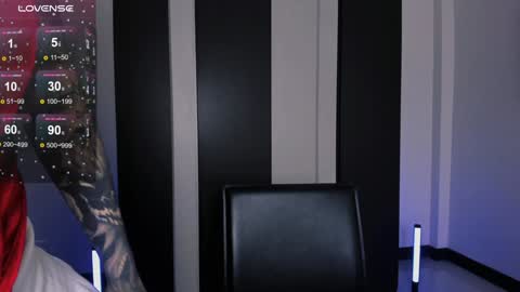 Snapshot of lolabunnyz chatting on 12/08/24, 06:17 Lola3 online show from 12/08/24, 06:17