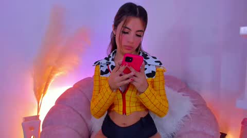 LolaCoper online show from 02/17/25, 03:36