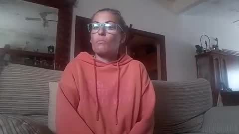 LOLA HUESO y ERIC online show from 02/07/25, 03:41