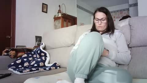 LOLA HUESO y ERIC online show from 03/30/26, 08:37