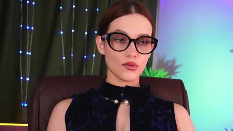 lolalemona online show from 04/17/26, 01:47