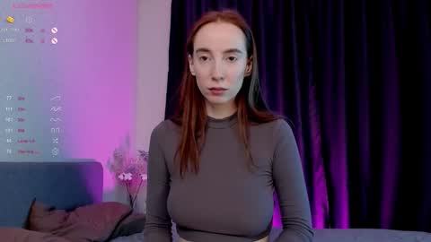 Helloo everyone im Lola online show from 09/30/25, 04:45