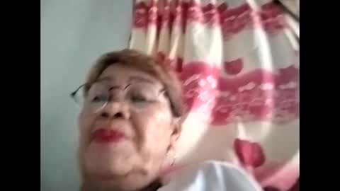 tey online show from 09/17/25, 10:55