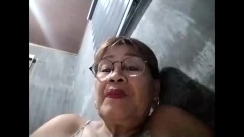 tey online show from 10/13/25, 11:32