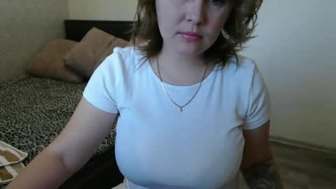 Snapshot of lolamyr chatting on 06/19/26, 06:51 kiss online show from 06/19/26, 06:51