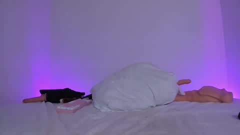 Lola online show from 02/10/25, 11:02