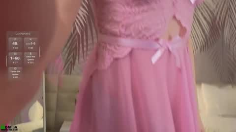 Lola online show from 12/03/25, 01:35