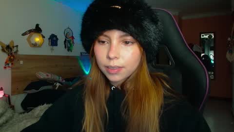 Lola doll online show from 02/17/26, 12:07