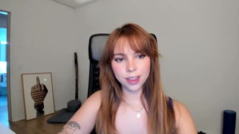 Lola doll online show from 03/26/26, 06:24