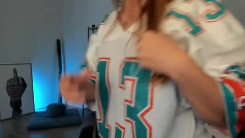 Lola doll online show from 05/18/26, 01:50
