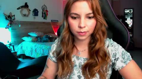 Snapshot of lolaverse chatting on 06/30/26, 03:57 Lola doll online show from 06/30/26, 03:57