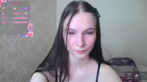 Lola online show from 05/04/26, 05:09