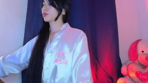 Snapshot of lolifantasy chatting on 05/19/26, 05:25 Rya DKhrt online show from 05/19/26, 05:25