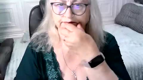 LolkaAlyss online show from 06/04/26, 03:56